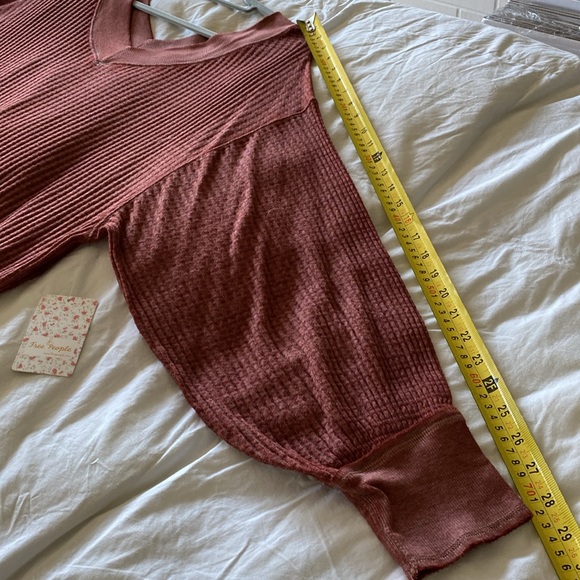 NWT FREE PEOPLE WE THE FREE Cinnamon Thermal
Waffle Knit Boho Top Size M - Picture 10 of 15